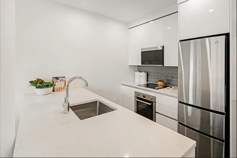 $7,505 | 650 1st Avenue, Unit 9C | Murray Hill
