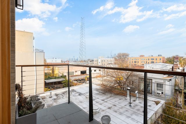 $4,580,000 | 156 Beard Street | Red Hook