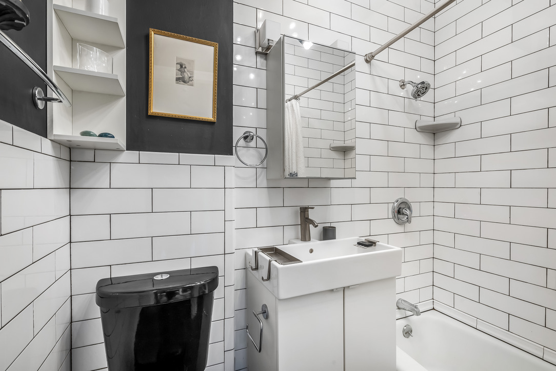 266 West 22nd Street, Unit 1 Manhattan, NY 10011 - Photo 5 of 14