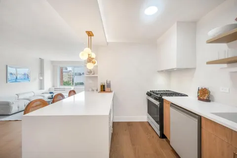 $1,850,000 | 175 West 12th Street, Unit 5E | West Village