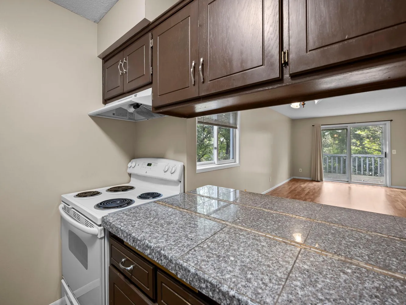 $2,000 | 5535 Lindsay Street, Golden Valley, MN 55422