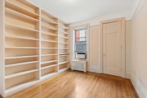 $2,100,000 | 17 East 97th Street, Unit 5A | Upper East Side