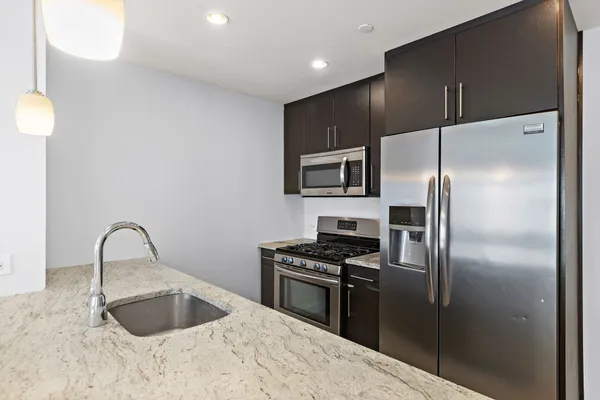 $3,000 | 1700 Park Avenue, Unit 505, Weehawken, NJ 07086