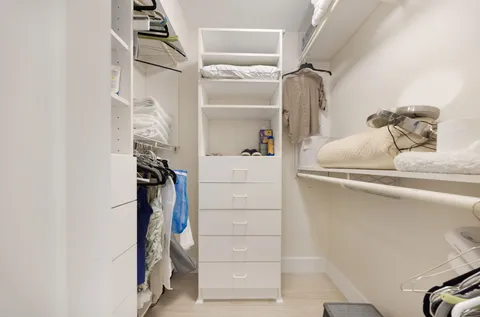 $1,295,000 | 424 Hendricks Isle, Fort Lauderdale, FL 33301