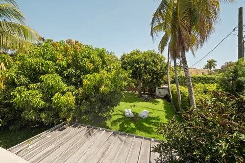 $2,200,000 | 524 West 47th Street, Miami Beach, FL 33140