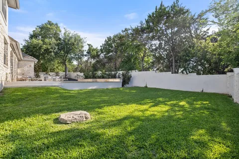 $1,399,000 | 22 Autumn Oaks Drive, Austin, TX 78738