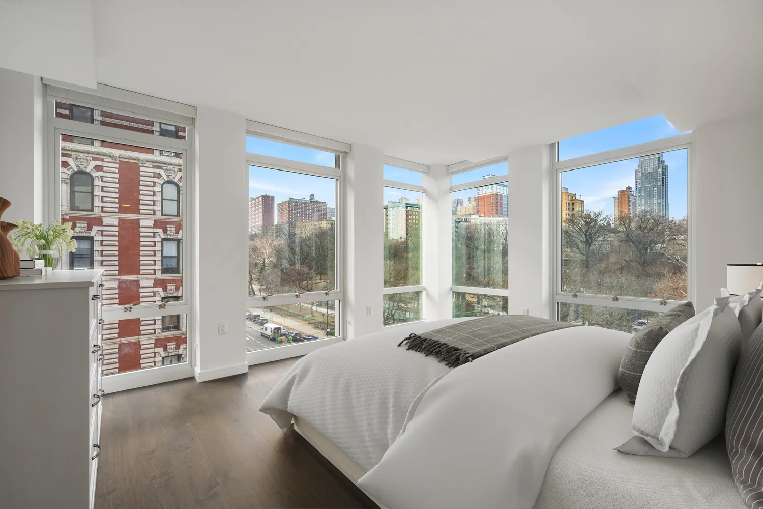 $1,450,000 | 371 West 123rd Street, Unit 6B | Harlem