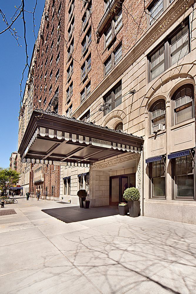 27 West 72nd Street, Unit 605/606 Manhattan, NY 10023 - Photo 1 of 2 a view of a building with a street