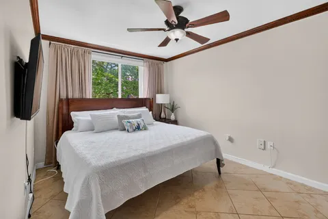 $305,000 | 1060 Northwest 7th Street, Unit 205, Miami, FL 33136