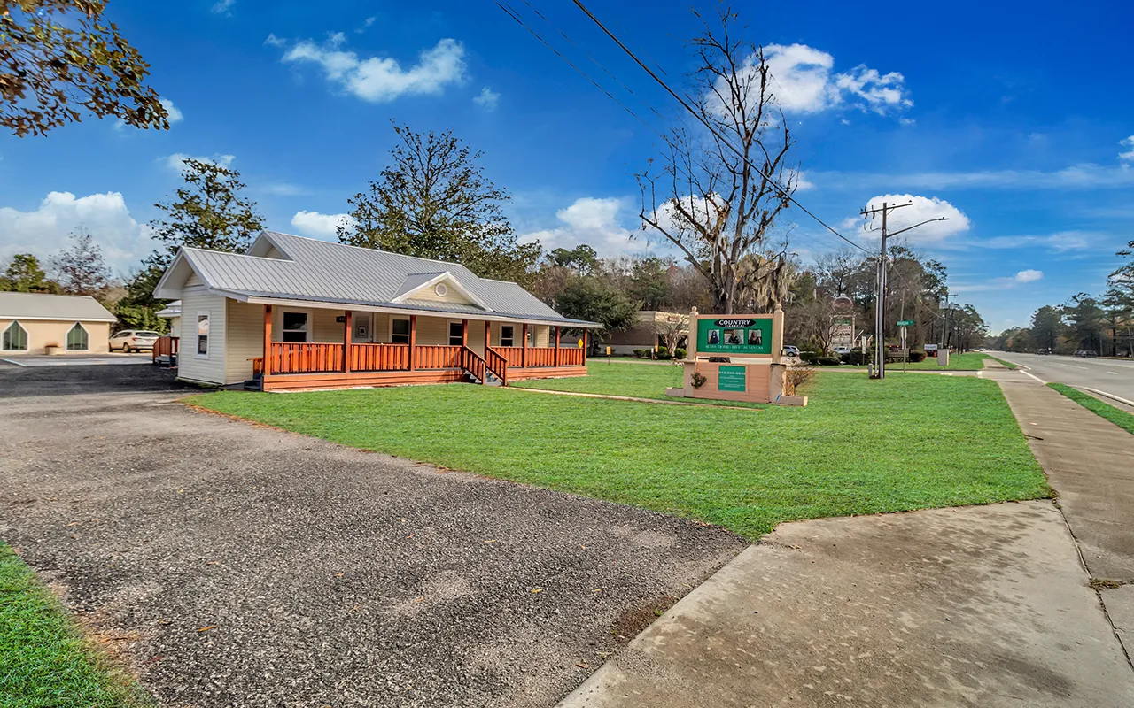 $4,268 | 406 Highway 80, Unit A, Bloomingdale, GA 31302