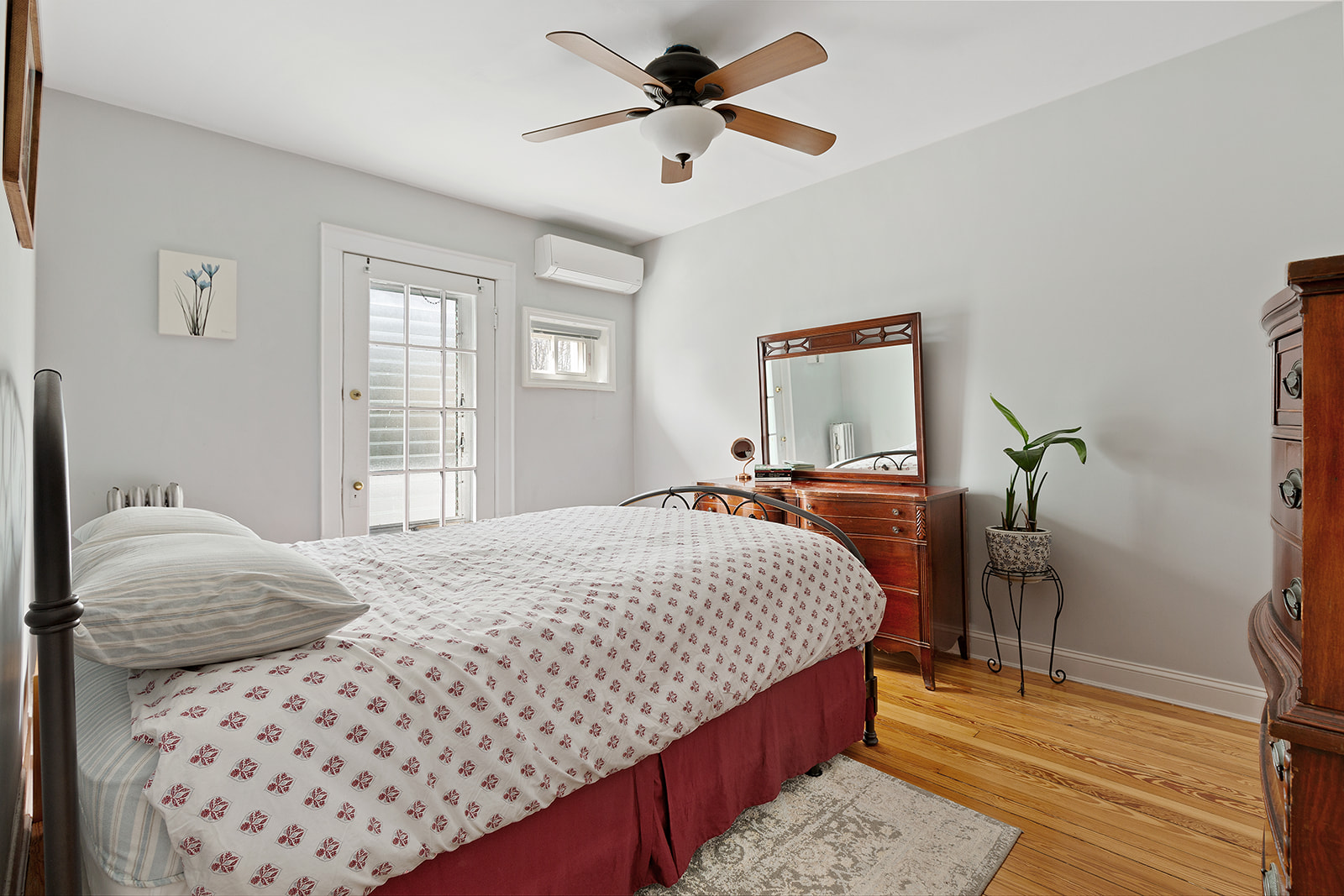 556 77th Street Brooklyn, NY 11209 - Photo 6 of 12