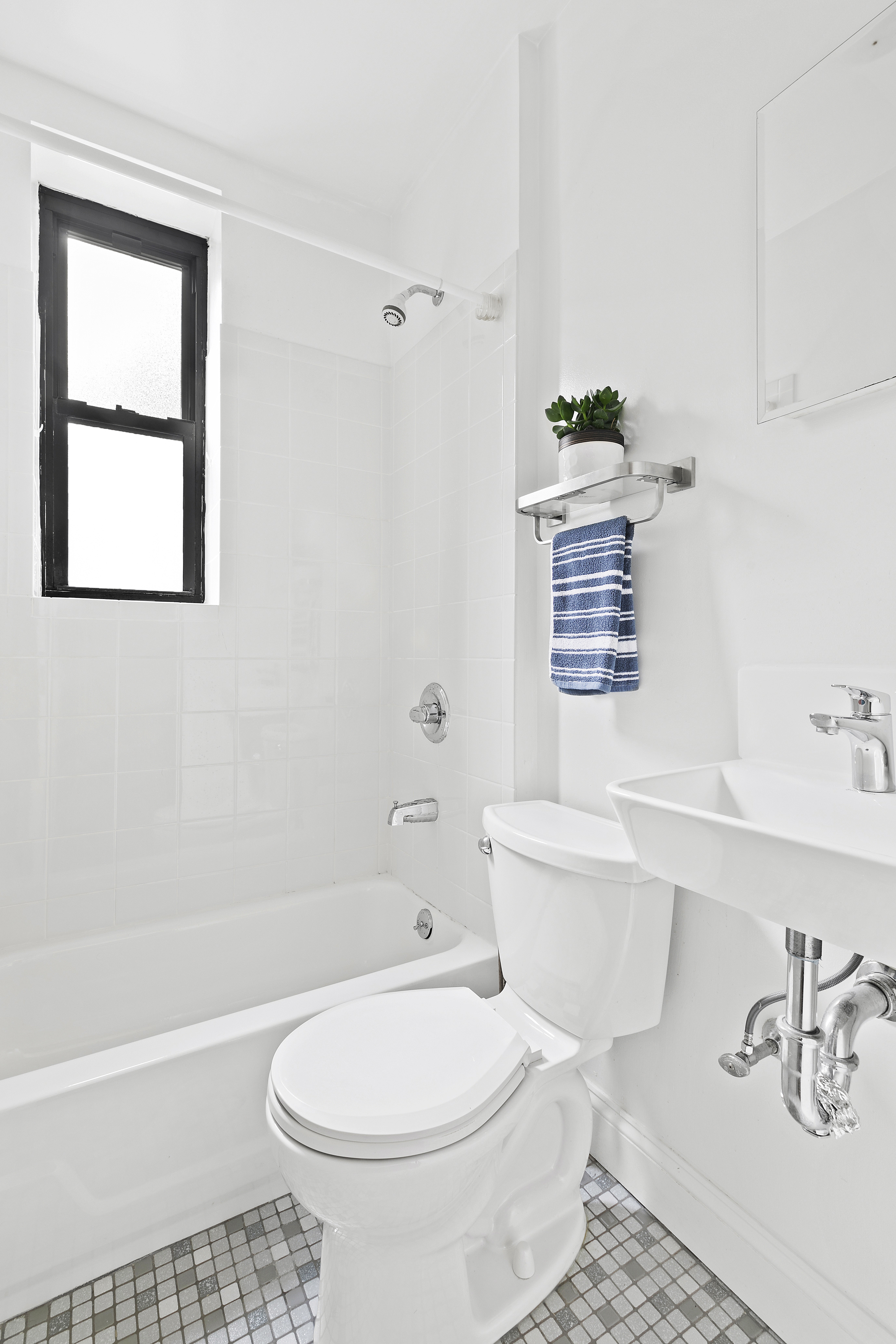 339 Bedford Avenue, Unit 2 Brooklyn, NY 11211 - Photo 5 of 7