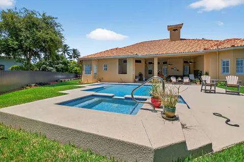 $2,375,000 | 8920 Southwest 162nd Terrace, Palmetto Bay, FL 33157