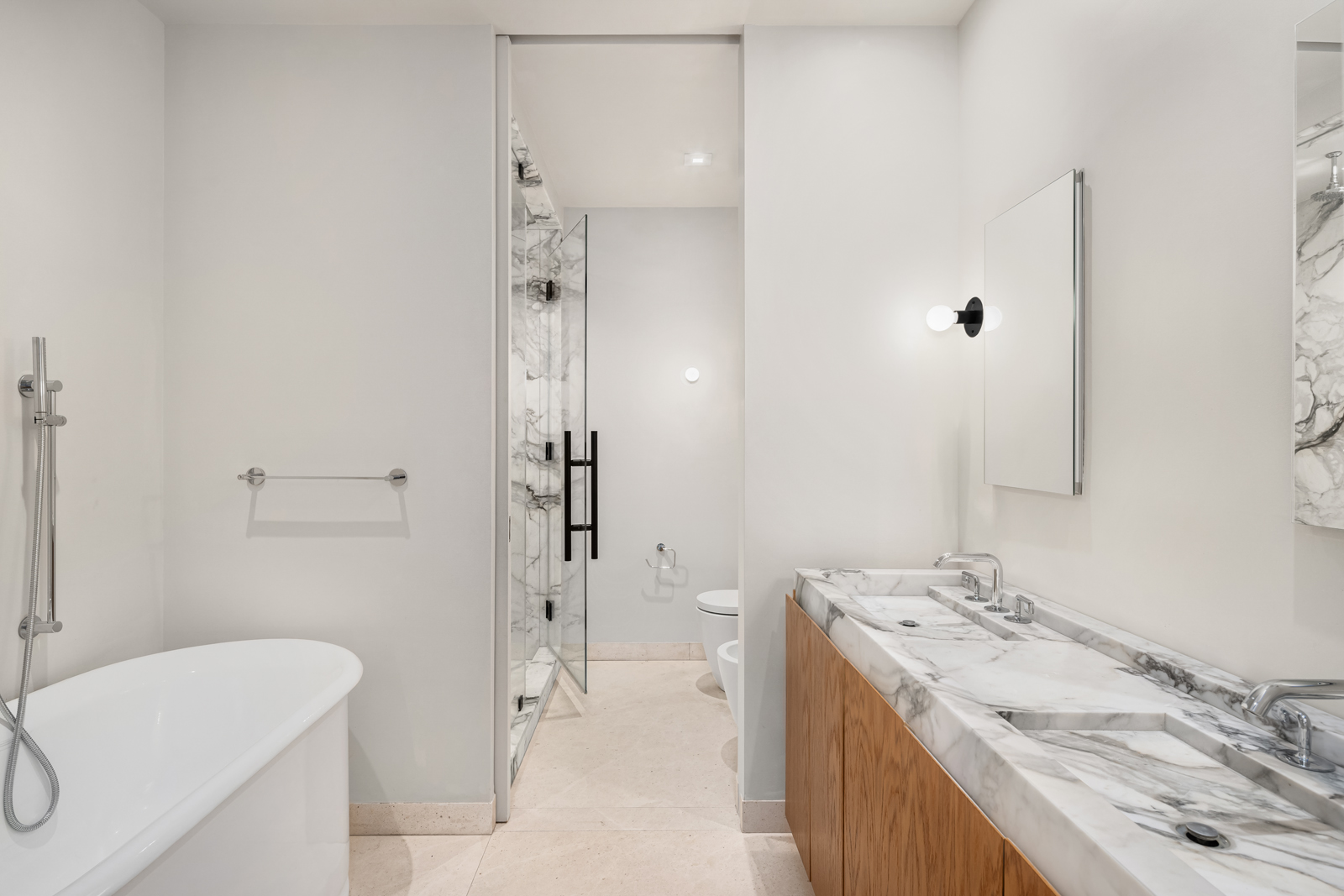 80 Columbus Circle, Unit 71E Manhattan, NY 10023 - Photo 5 of 11