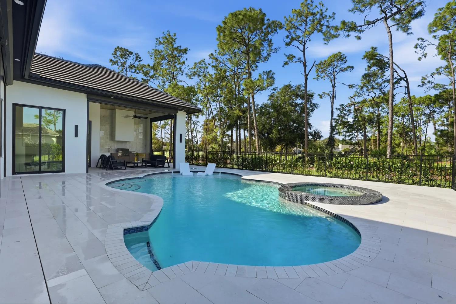 $3,995,900 | 13455 Pond Apple Drive East, Naples, FL 34119