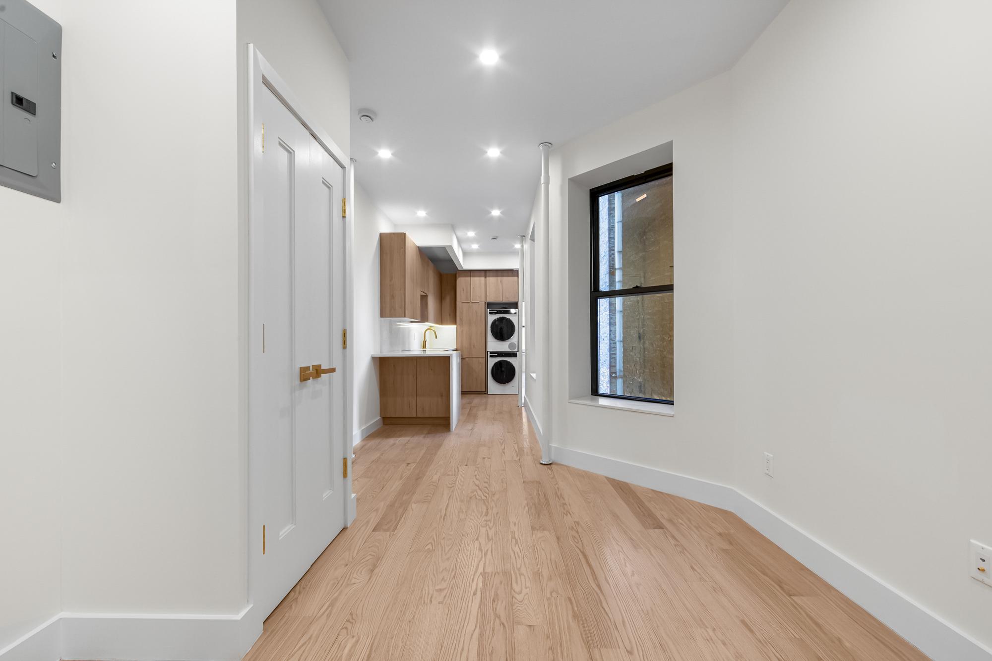 142 Sullivan Street, Unit 9 Manhattan, NY 10012 - Photo 2 of 21