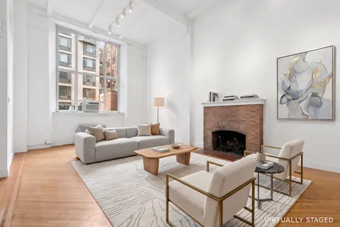 $2,000,000 | 33 West 67th Street, Unit FE | Upper West Side