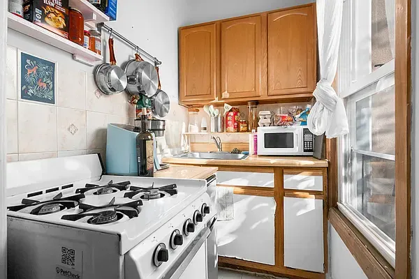 $1,995 | 216 7th Street, Unit 2A | Gowanus