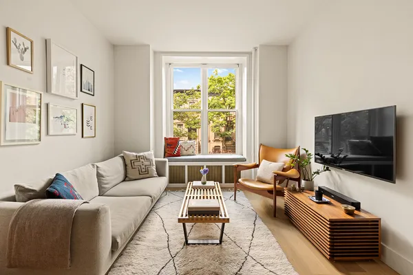 $900,000 | 692 President Street, Unit 2 | Park Slope