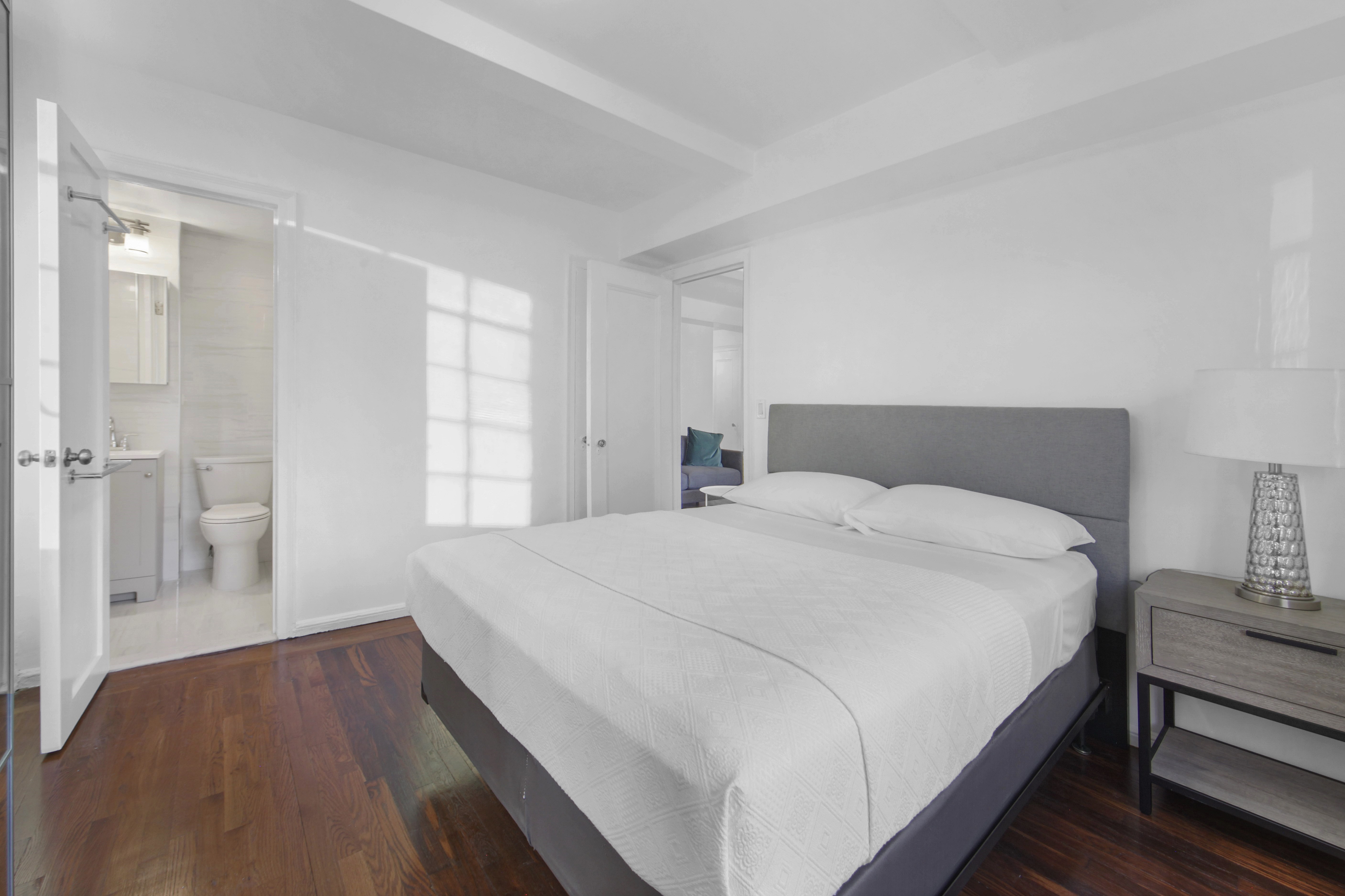 45 Tudor City Place, Unit 1710 Manhattan, NY 10017 - Photo 10 of 20