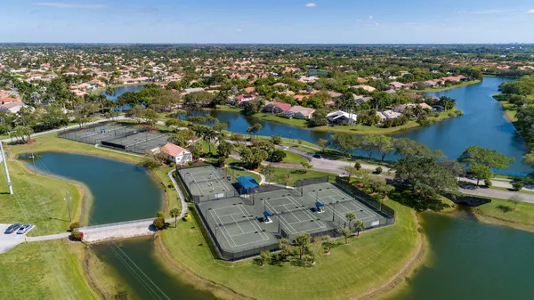 $939,000 | 20317 Hacienda Court, Boca Raton, FL 33498