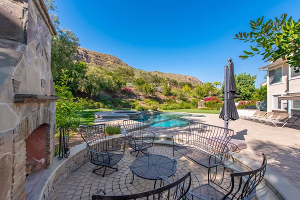 $1,699,000 | 3049 Shadow Hill Circle, Thousand Oaks, CA 91360