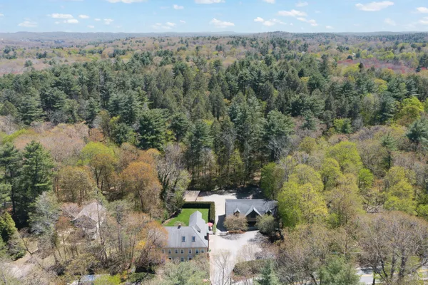 $1,799,000 | 39 Church Street, Unit 39, Weston, MA 02493