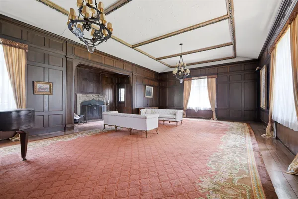 $1,150,000 | 113 Maple Avenue, Oil City, PA 16301