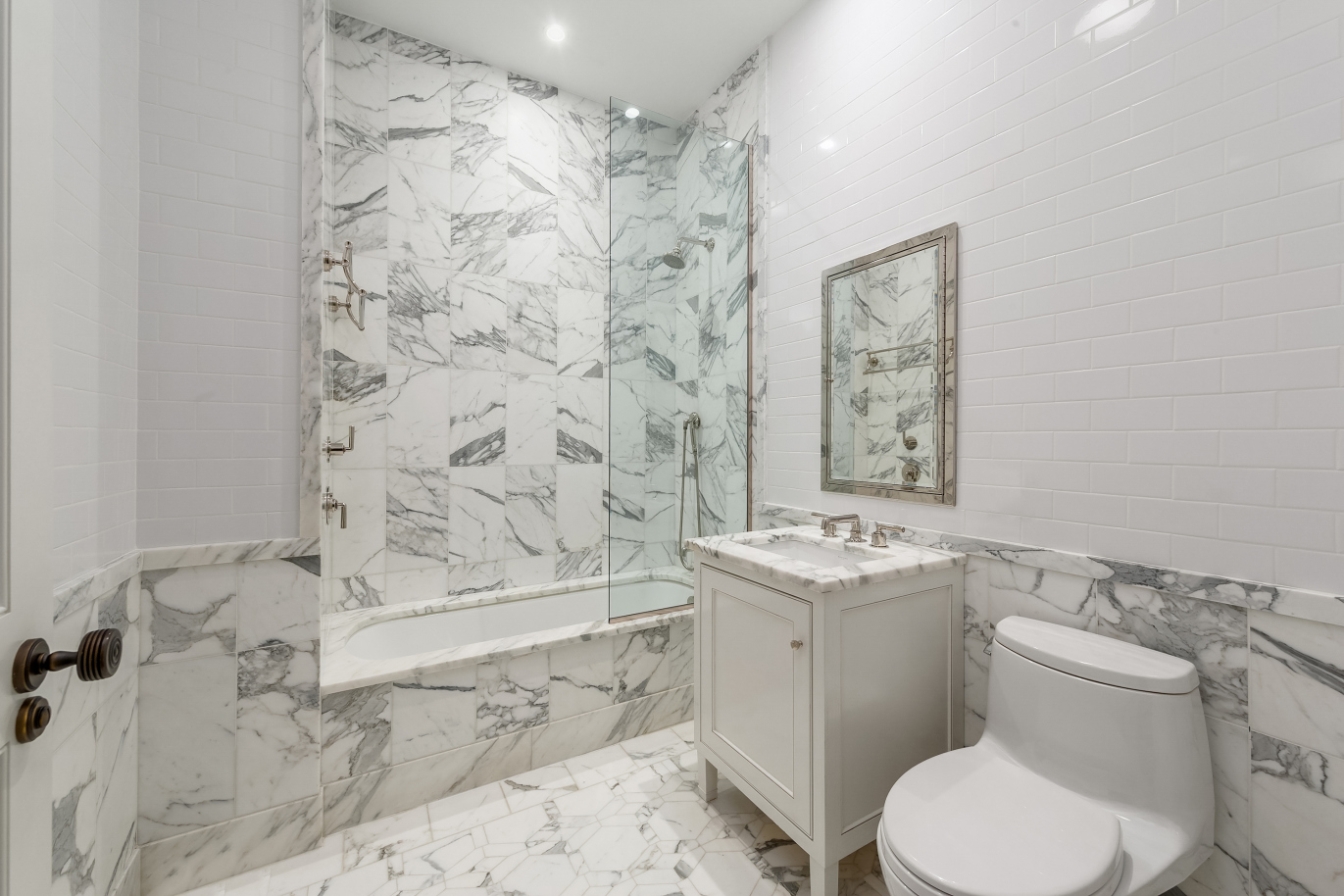 1110 Park Avenue, Unit 10/11G Manhattan, NY 10128 - Photo 19 of 22