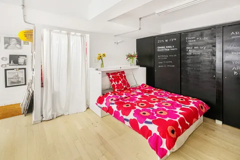 a picture of a floor plan