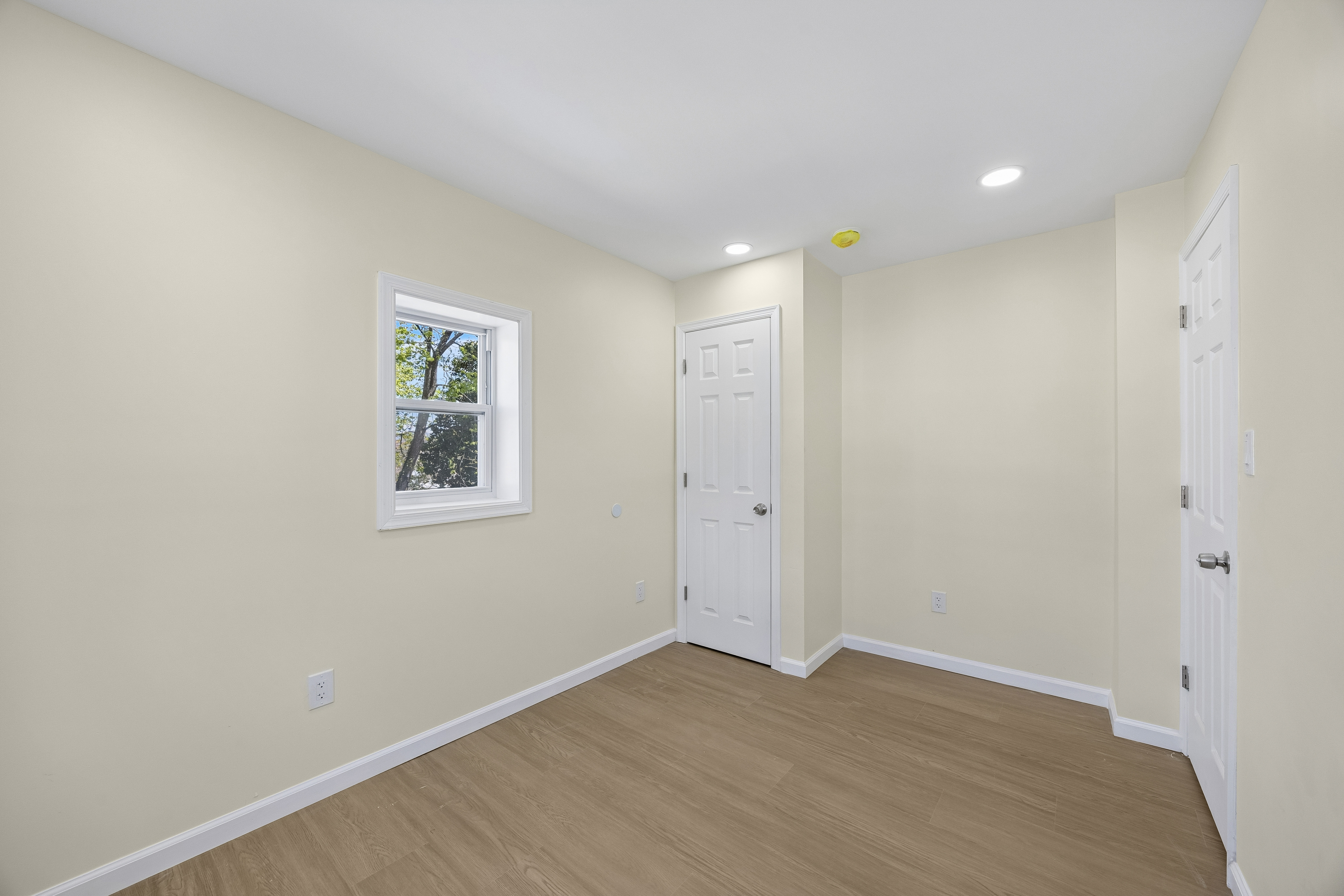 1051 Springfield Road Darby, PA 19023 - Photo 14 of 24