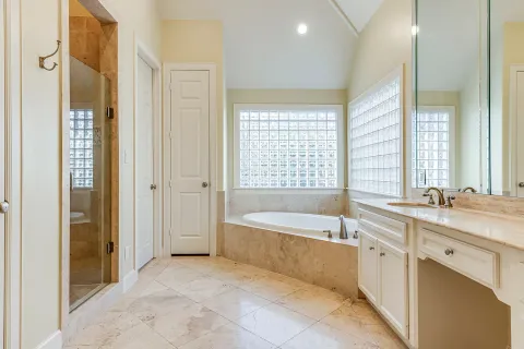 $615,000 | 6310 Hermann Lake Drive, Houston, TX 77021