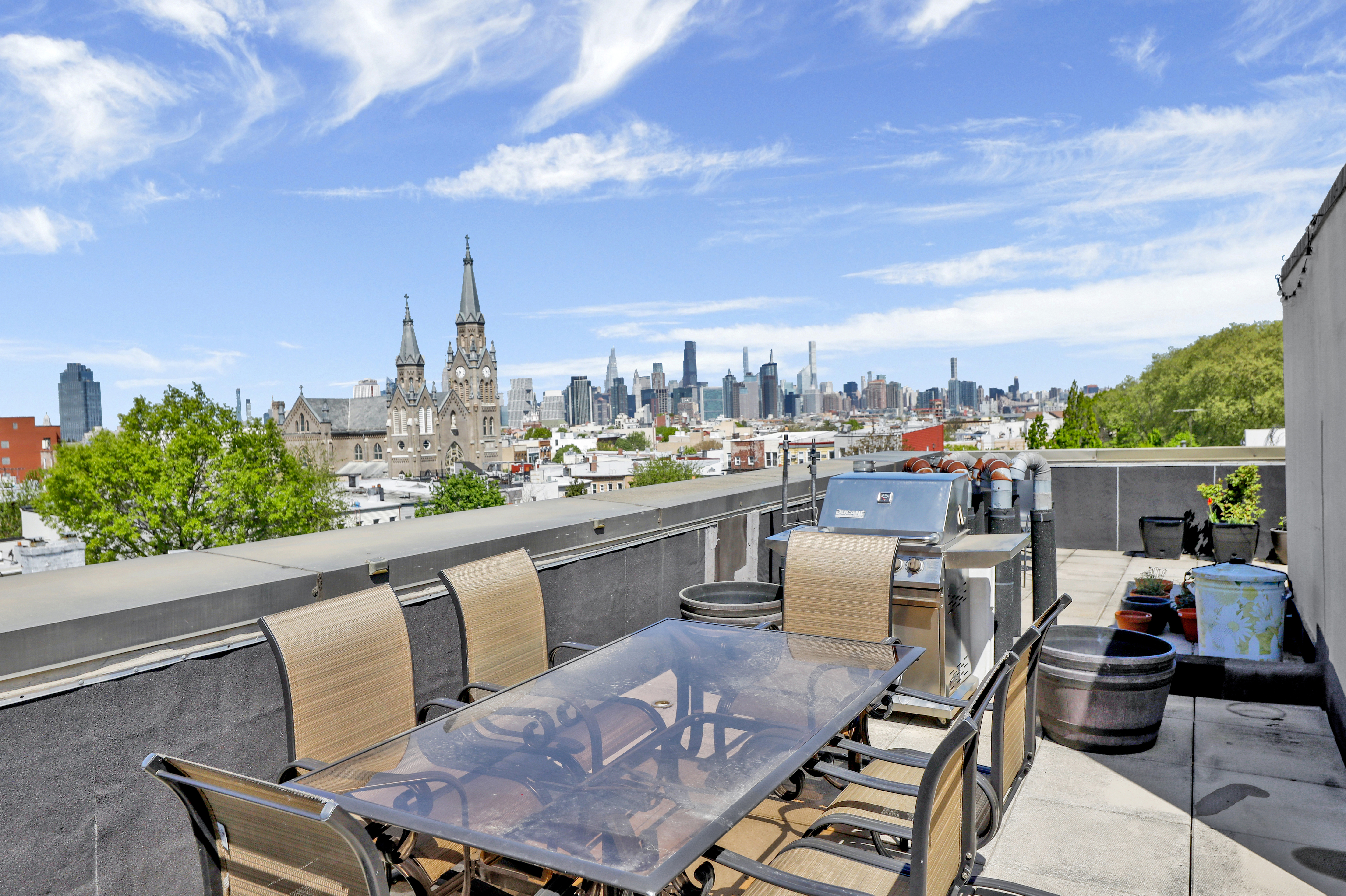 36 Russell Street, Unit 22 Brooklyn, NY 11222 - Photo 5 of 27 a view of a terrace with furniture