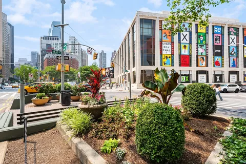 a view of outdoor space yard and patio