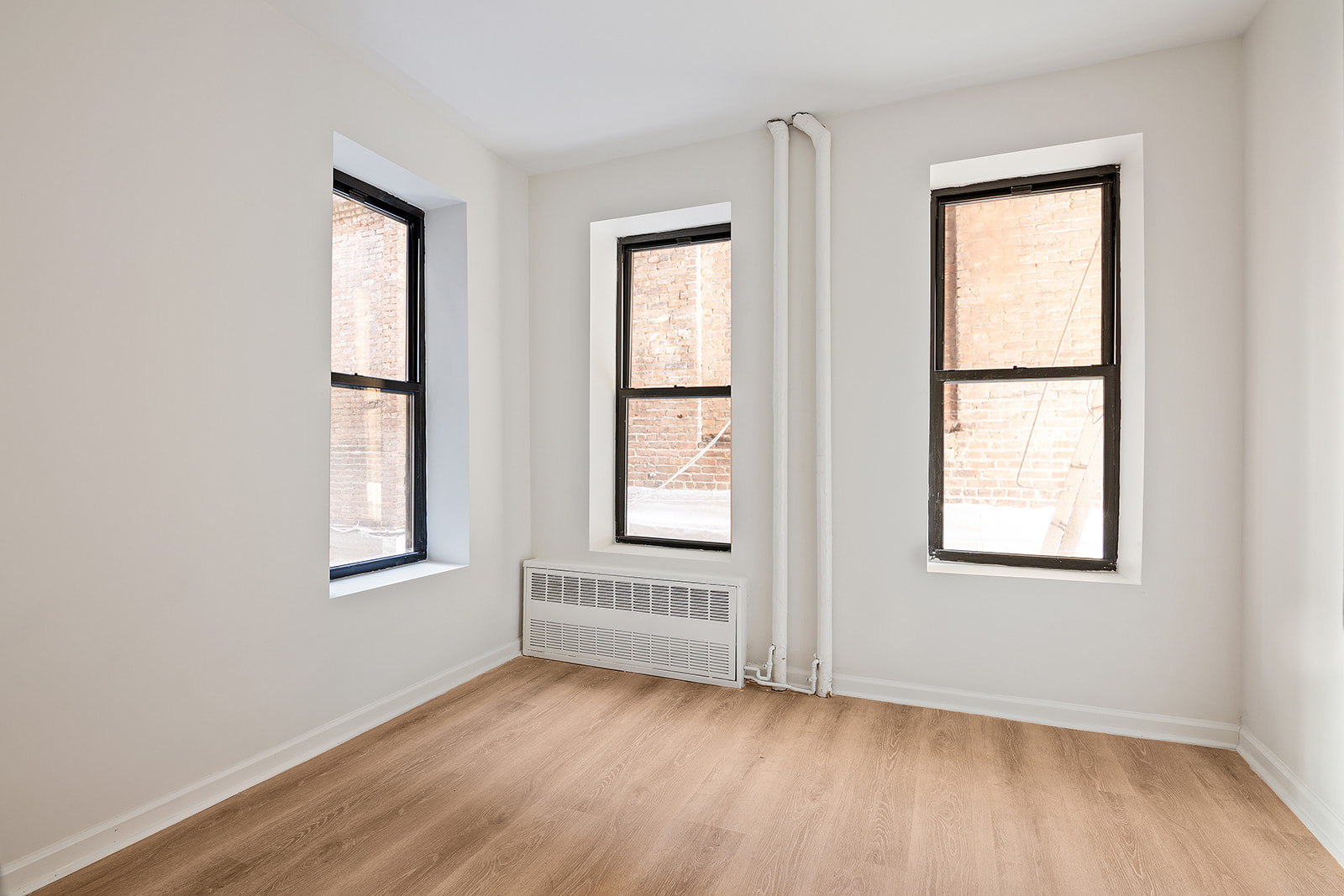 108 Stanton Street, Unit 1C Manhattan, NY 10002 - Photo 2 of 4