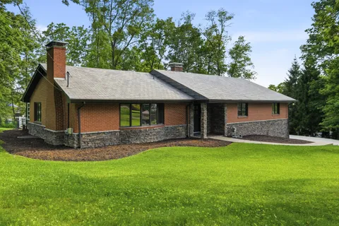 $599,000 | 101 Oakwood Road, Canonsburg, PA 15317