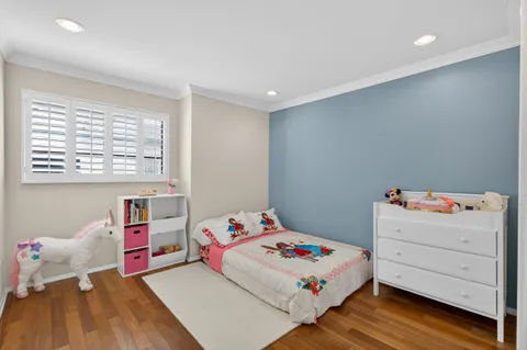 $1,975,000 | 928 11th Street, Unit 2, Santa Monica, CA 90403