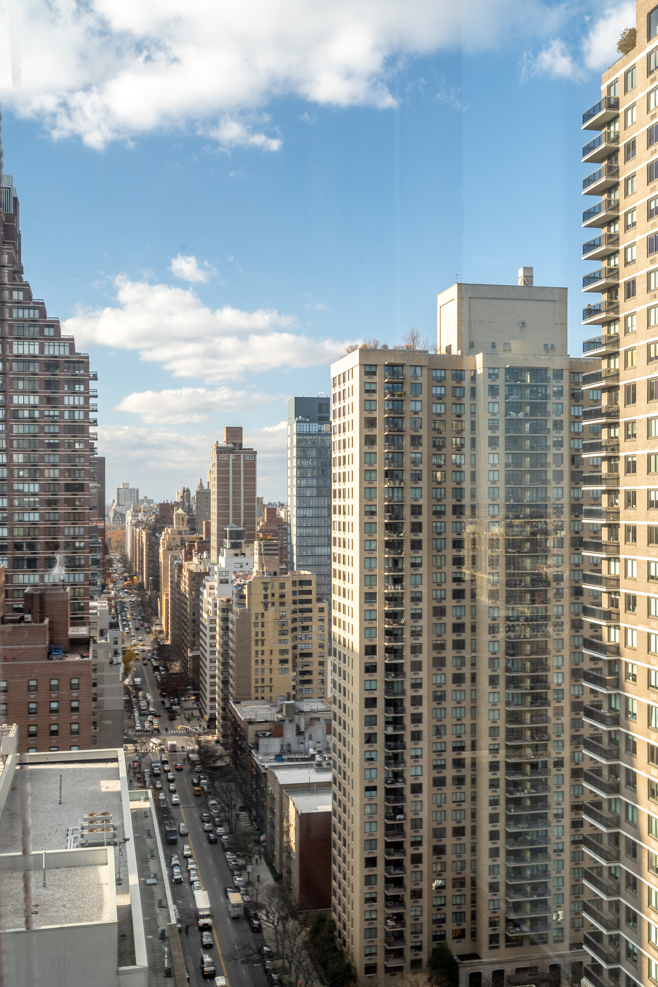 524 East 72nd Street, Unit 31F Manhattan, NY 10021 - Photo 9 of 15 a view of a city with tall buildings