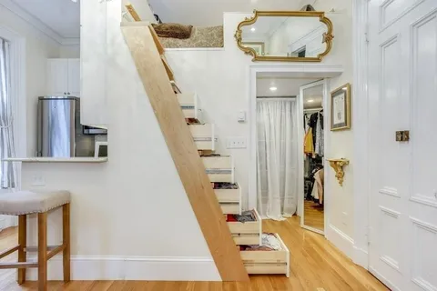 $549,000 | 376 Marlborough Street, Unit D, Boston, MA 02115