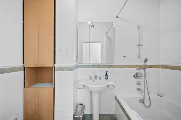 $1,750,000 | 206 West 85th Street, Unit 5 | Upper West Side