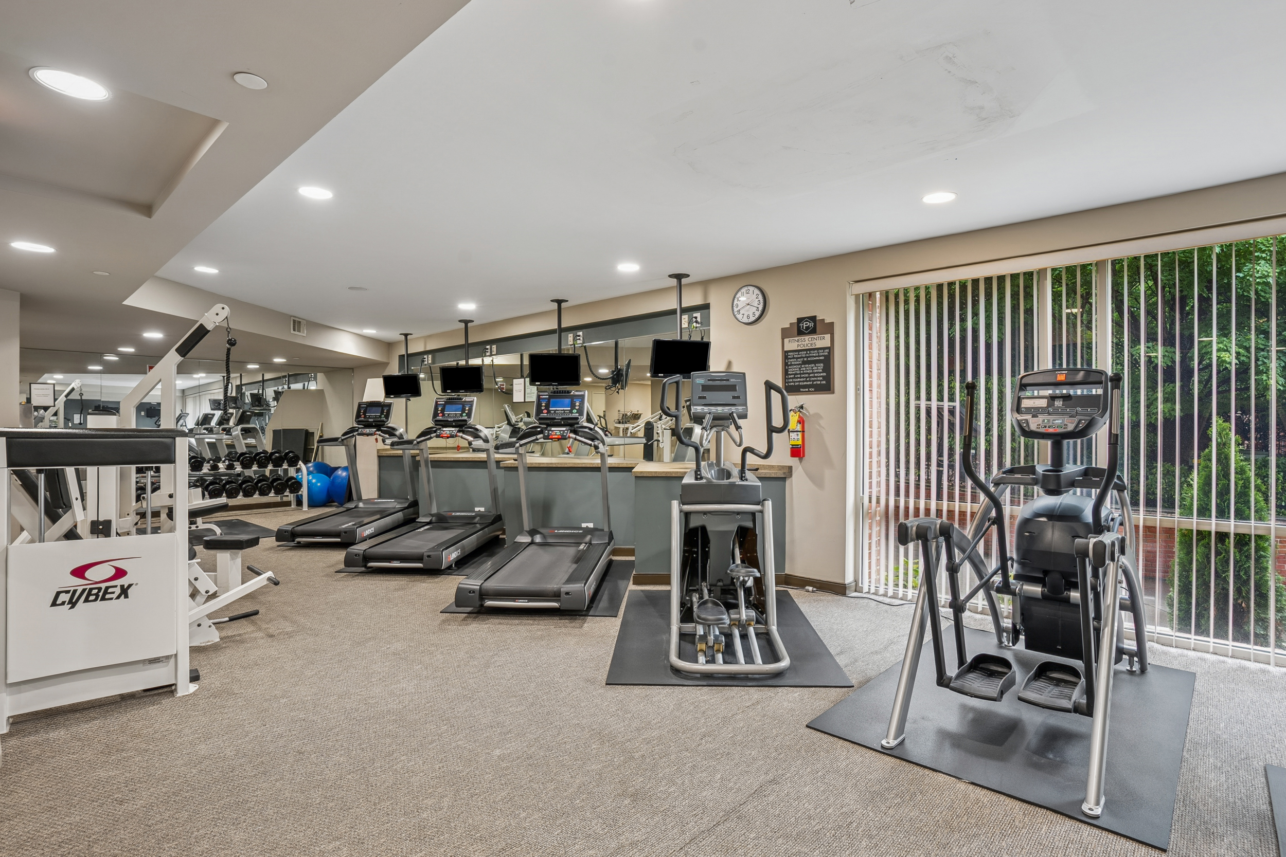 2626 Peachtree Road, Unit 1108 Atlanta, GA 30305 - Photo 21 of 25 a view of a room with gym equipment
