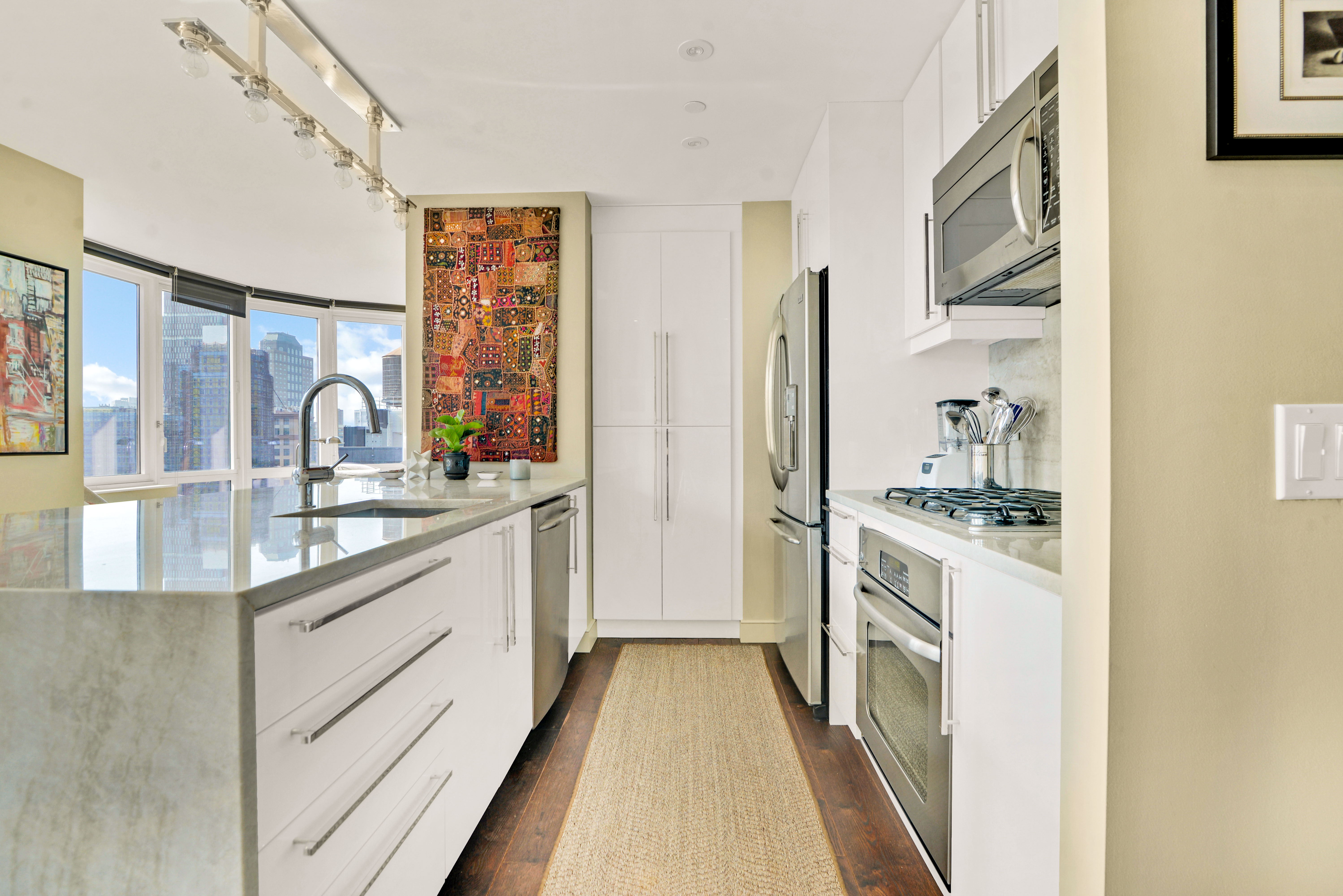 306 Gold Street, Unit 15G Brooklyn, NY 11201 - Photo 10 of 32