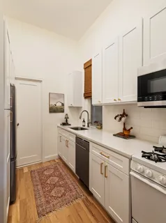 $395,000 | 326 East 73rd Street, Unit 1A | Lenox Hill