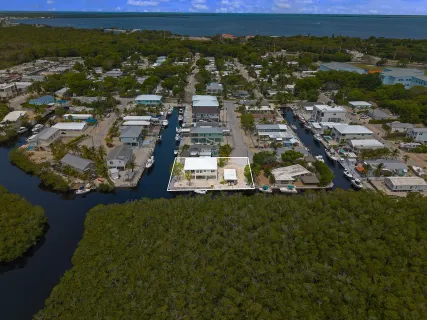 $1,689,000 | 365 Loeb Avenue, Key Largo, FL 33037