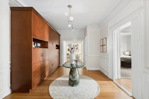 $5,000,000 | 225 West 86th Street, Unit 608 | Upper West Side