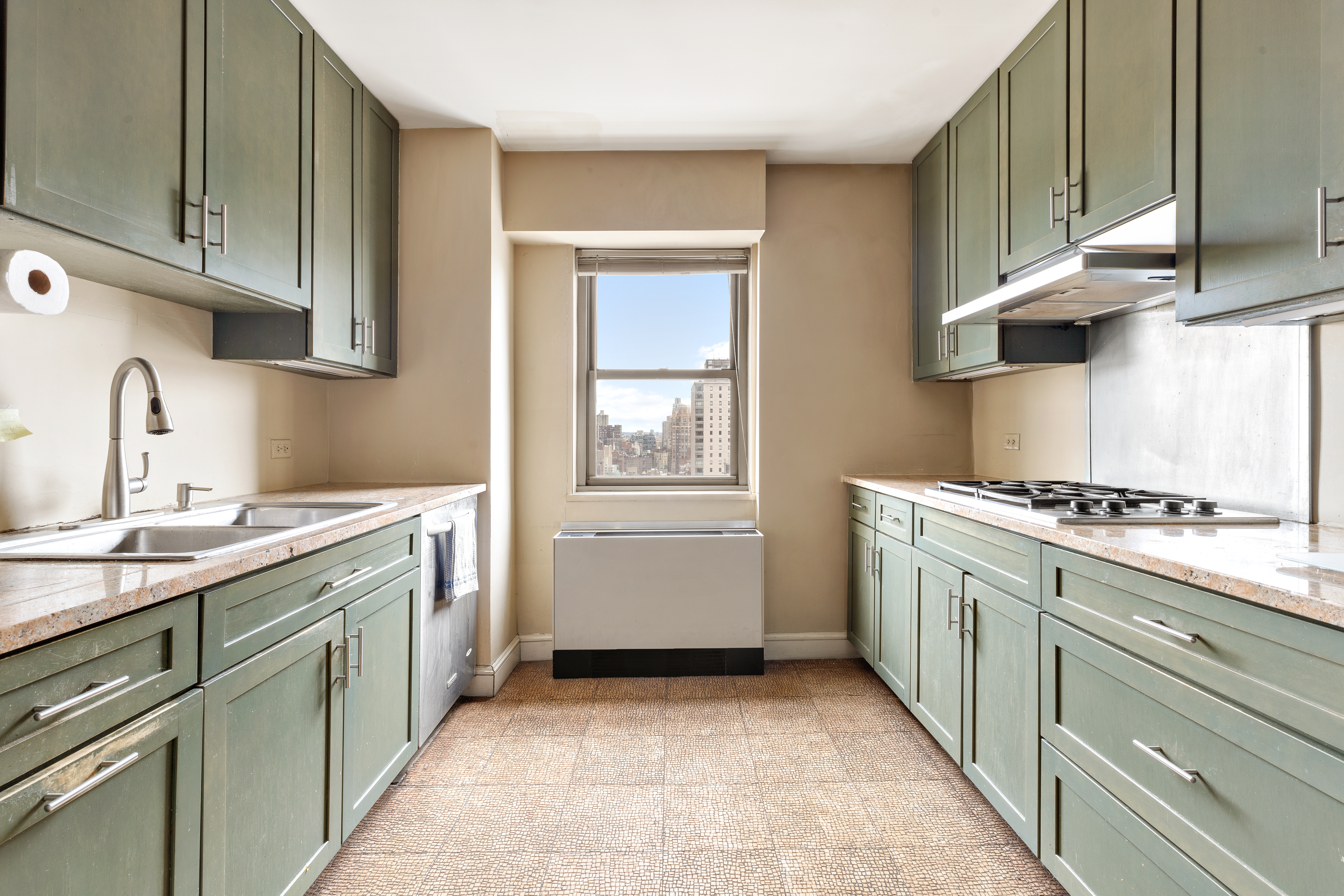 150 East 69th Street, Unit 27K Manhattan, NY 10021 - Photo 10 of 13