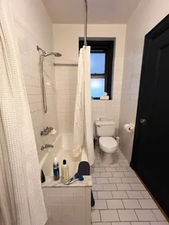 $4,500 | 200 West 54th Street, Unit 6L | Theater District