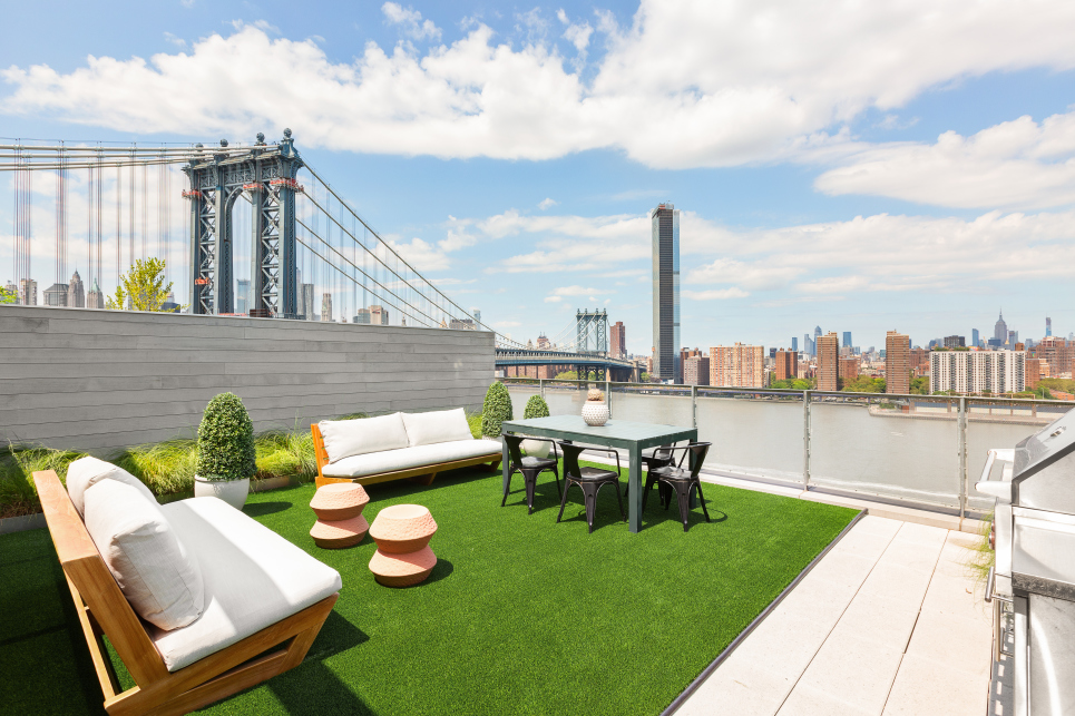 1 John Street, Unit PHC Brooklyn, NY 11201 - Photo 11 of 26 a view of a terrace with furniture