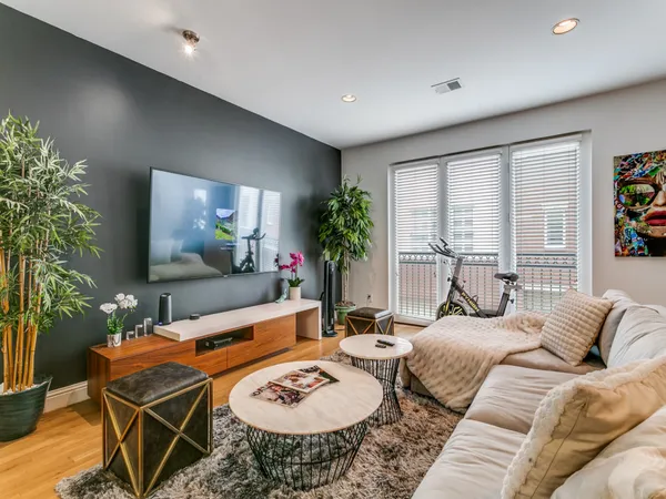 $620,000 | 3250 Cambrick Street, Unit 9, Dallas, TX 75204