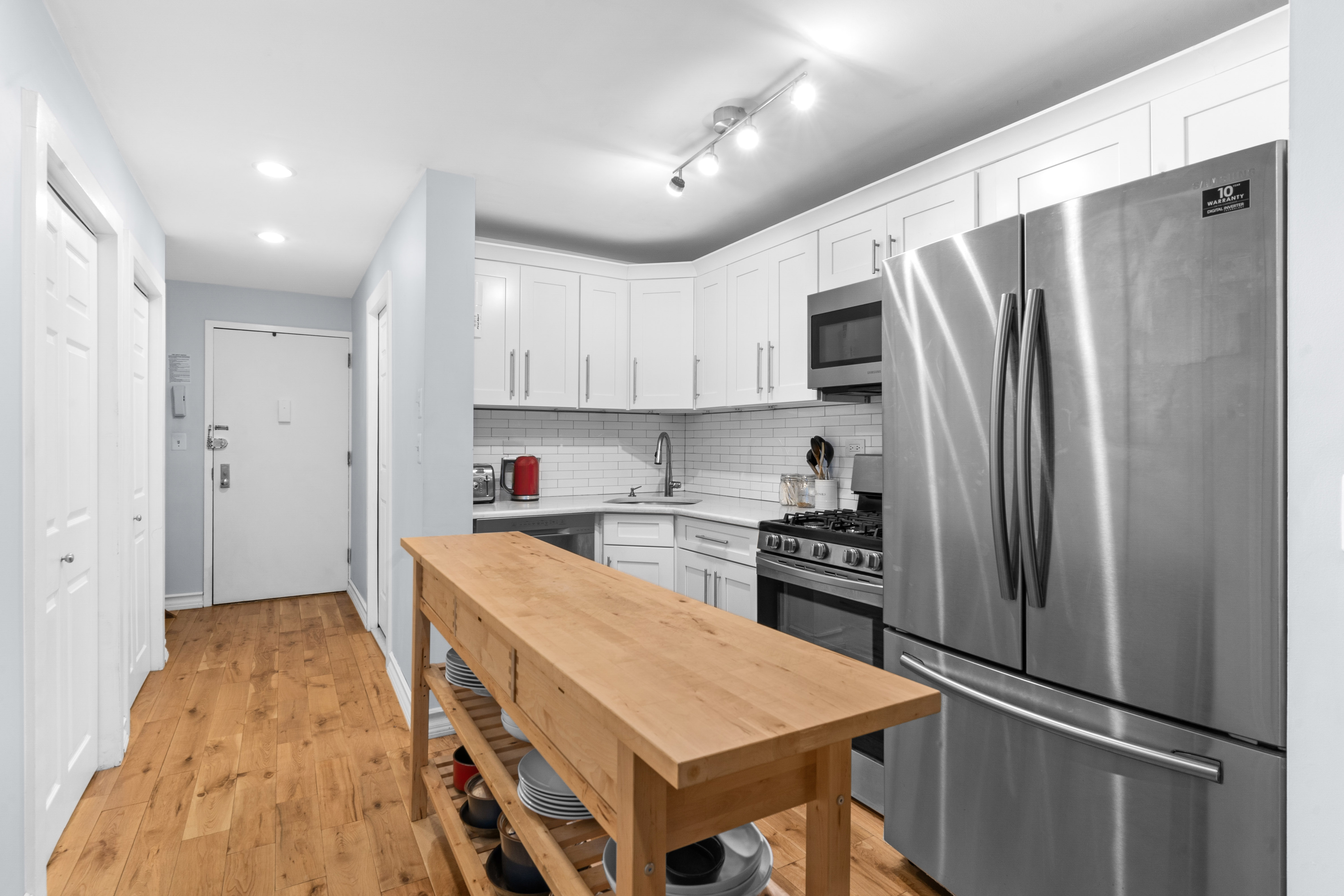 372 5th Avenue, Unit 2B Manhattan, NY 10018 - Photo 3 of 8